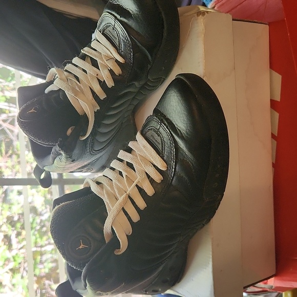 JORDAN 12 Black and White Sneakers - Picture 1 of 3